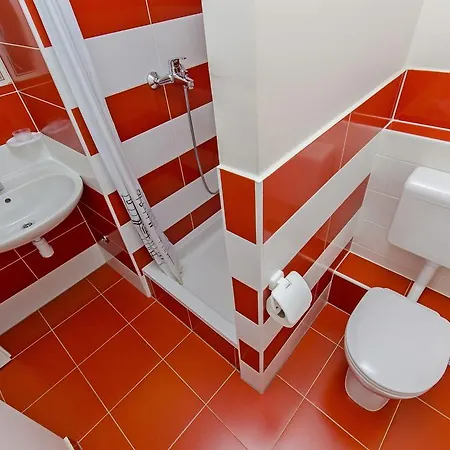 Apartamento Apartments Pitesa *