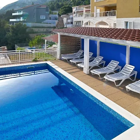 Apartments Pitesa Apartamento Omiš